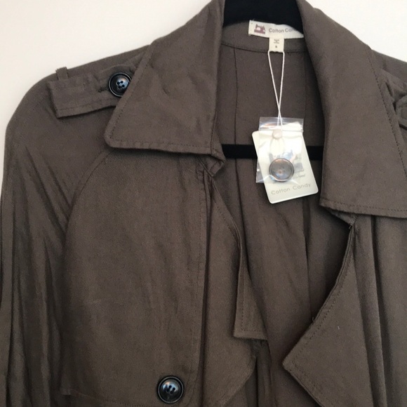 Olive lightweight trench - Picture 2 of 4